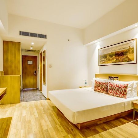 Lemon Tree Hotel Electronics City Бангалор Экстерьер фото