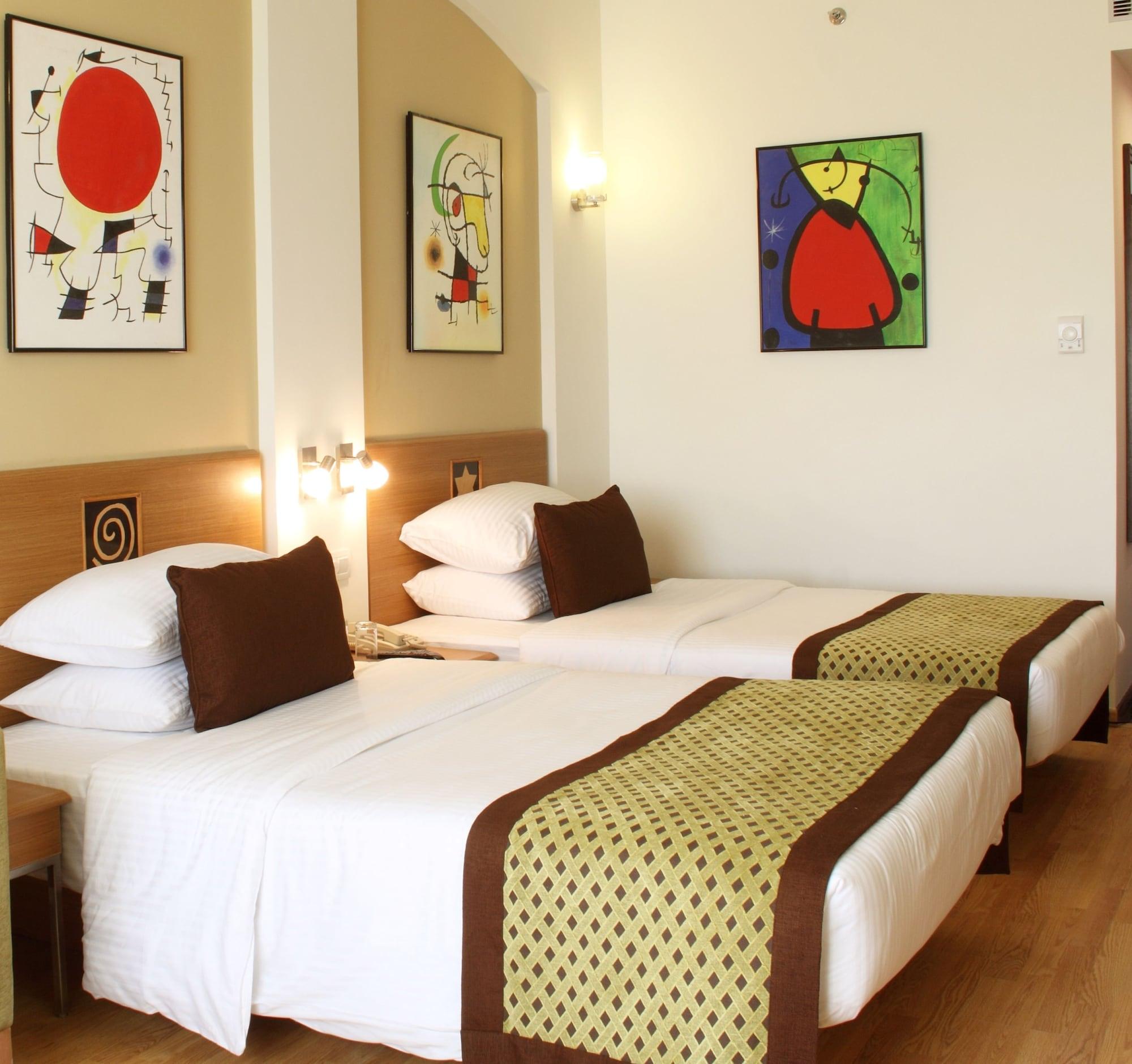 Lemon Tree Hotel Electronics City Бангалор Экстерьер фото