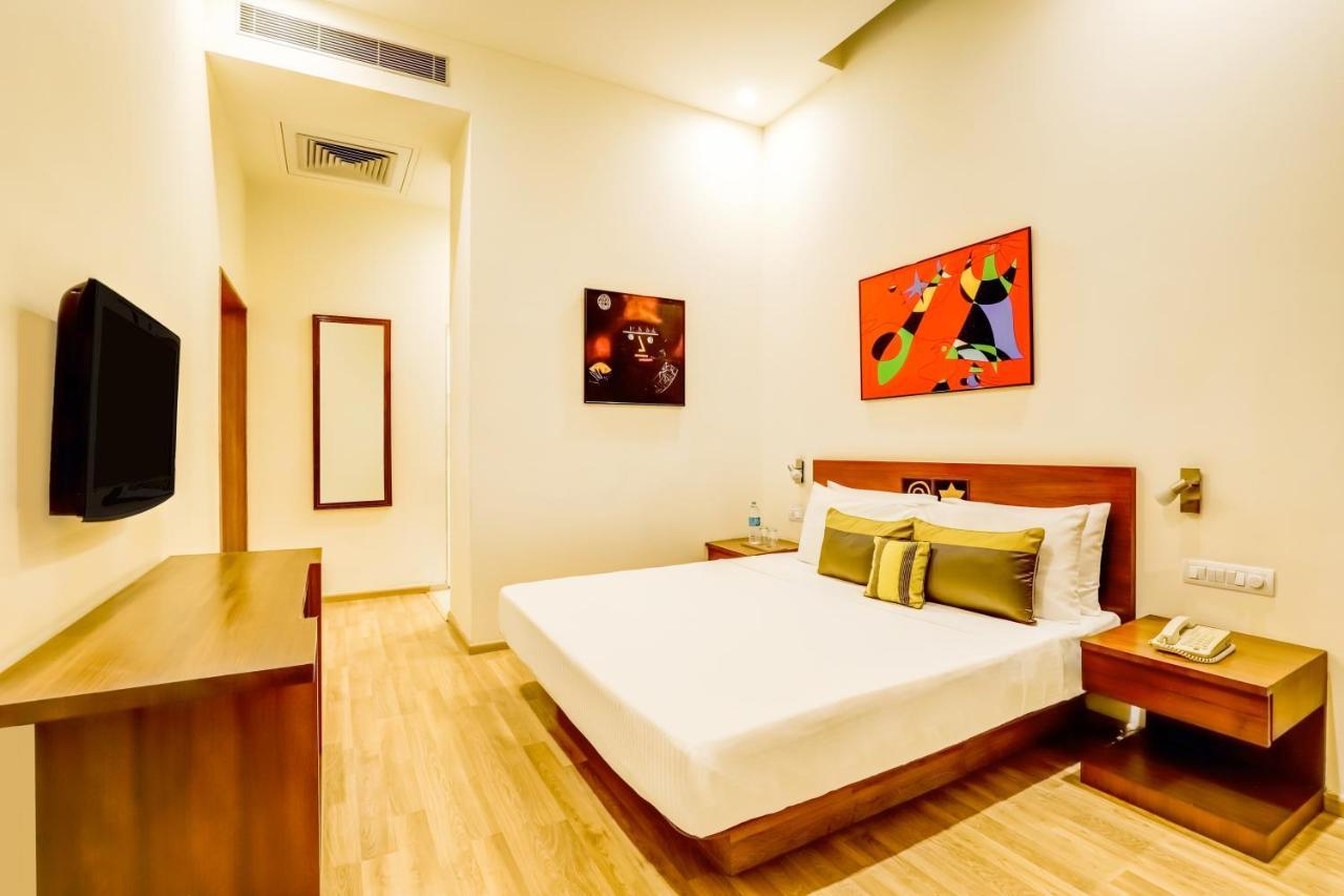 Lemon Tree Hotel Electronics City Бангалор Экстерьер фото