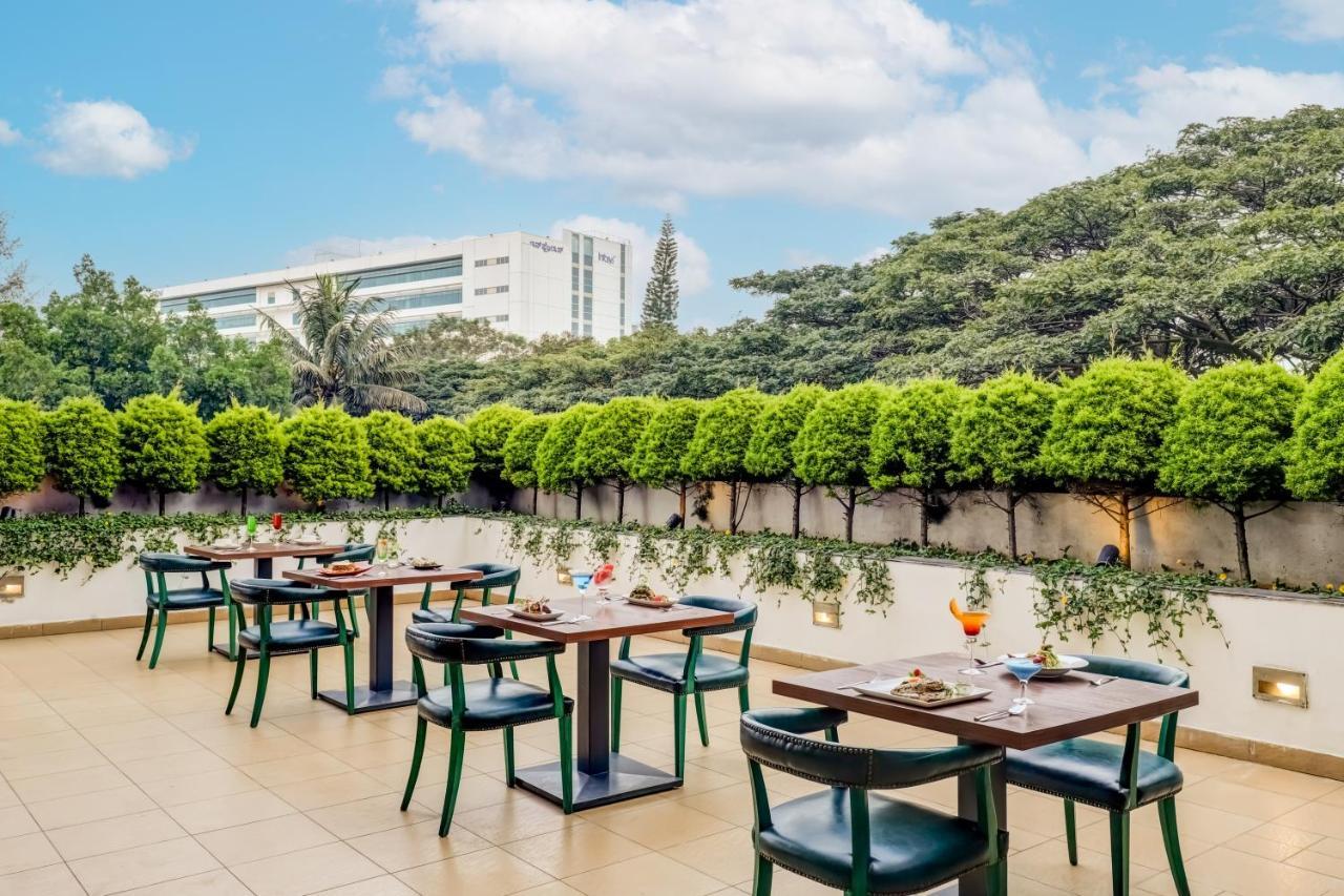 Lemon Tree Hotel Electronics City Бангалор Экстерьер фото